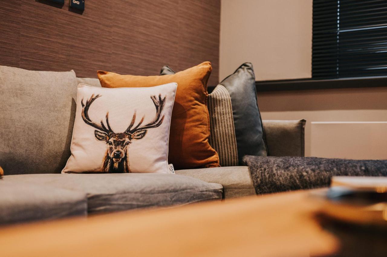 Circa17- Entire Apt, Free Parking, Gym, City Central & Free Netflix Bracknell Exteriér fotografie