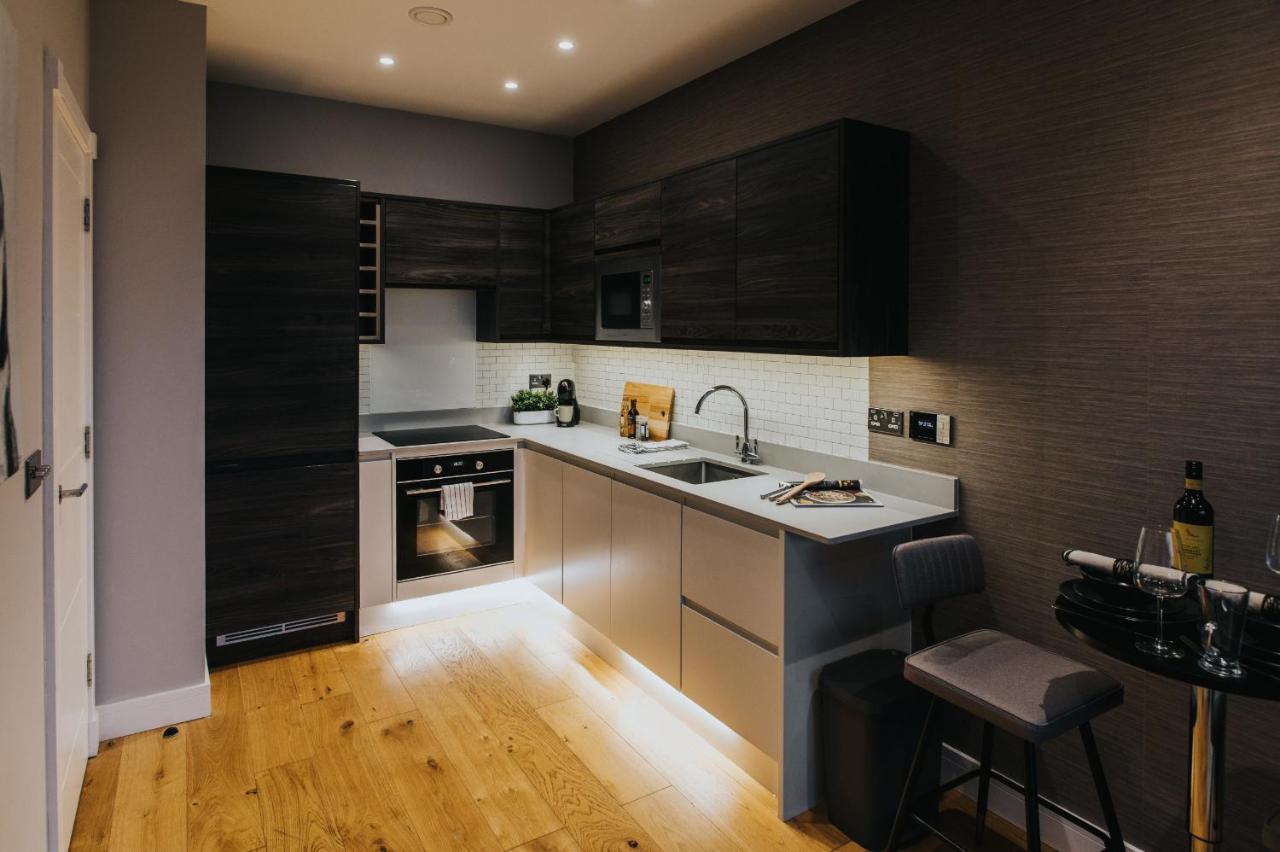 Circa17- Entire Apt, Free Parking, Gym, City Central & Free Netflix Bracknell Exteriér fotografie